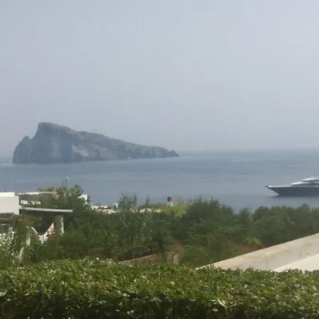 فندق مبيت وإفطار Da Luca 4*