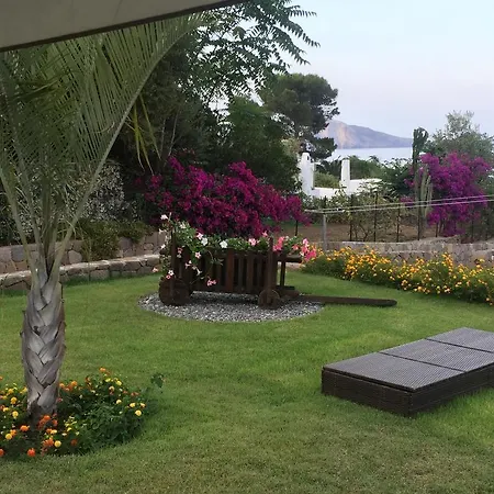 Da Luca Bed & Breakfast Panarea