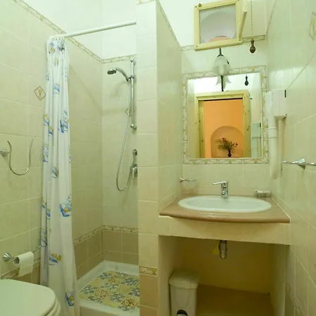 Bed & Breakfast Da Luca Panarea