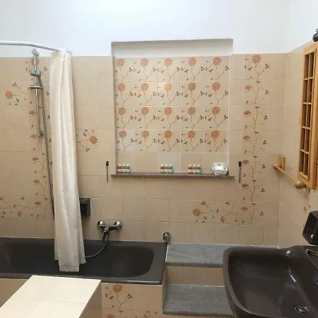 Da Luca 4* بانايا