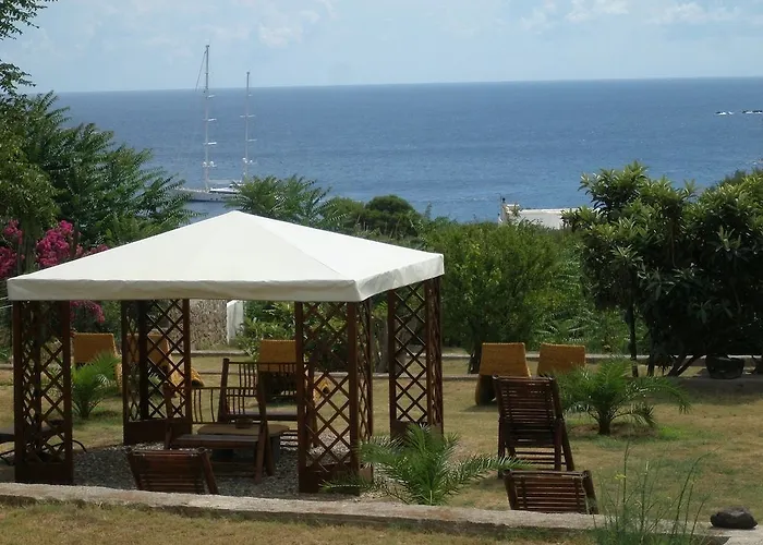 Da Luca Bed & Breakfast 4*