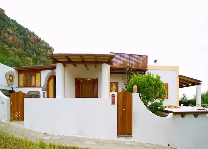 Bed & Breakfast Da Luca Panarea